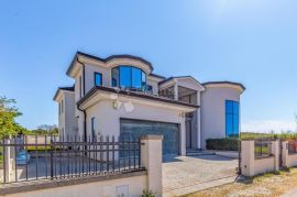 Exkluzivna villa u Volmama, Medulin, بيت