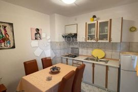 BOL - APARTMANSKA KUĆA 200m OD MORA, Bol, Σπίτι