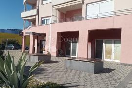 VODICE – POSLOVNI PROSTOR ZA AUTOMAT CLUB ILI DRUGE DJELATNOSTI, Vodice, Propiedad comercial