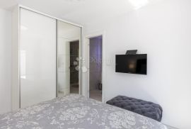 LUKSUZNA novogradnja Crikvenica 30m od mora, Crikvenica, Appartement