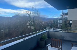 VILA S PREKRASNIM POGLEDOM - ŠESTINE - 430 m2, Podsljeme, Famiglia