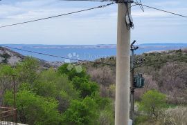 Kuća sa potencijalom, Senj, بيت