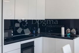 TRIBUNJ PREKRASAN APARTMAN NADOMAK MORA A2 1, Tribunj, Daire