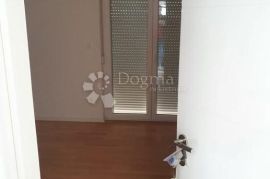 APARTMAN S BAZENOM MALINSKA, Malinska-Dubašnica, Διαμέρισμα