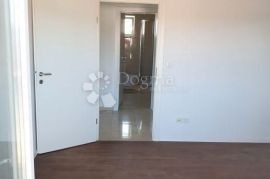 APARTMAN S BAZENOM MALINSKA, Malinska-Dubašnica, Διαμέρισμα