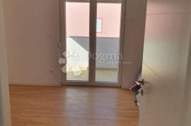 APARTMAN S BAZENOM MALINSKA, Malinska-Dubašnica, Διαμέρισμα