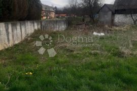 Odličan građevinski teren u Ogulinu sa idejnim projektom, Ogulin, Terreno