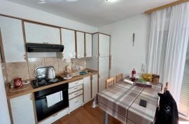 BILICE (ŠIBENIK) –APARTMANSKA KUĆA 100 M OD MORA, Šibenik - Okolica, بيت