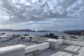 TROGIR-PENTHOUSE S ČAROBNIM POGLEDOM S50, Trogir, Flat