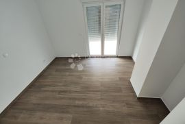 TROGIR-PENTHOUSE S ČAROBNIM POGLEDOM S50, Trogir, Flat