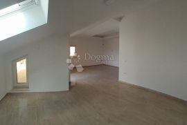 Apartman s panoramskim pogledom Njivice, Omišalj, Appartement