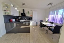 NAJAM - KOSTRENA DELUX, Kostrena, Apartamento