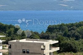 OTOK KRK, dvoetažan 5S+DB apartman sa panoramskim  pogledom na more., Krk, Kвартира