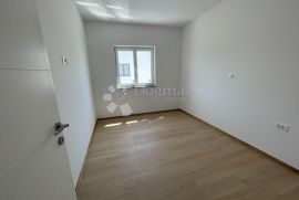 DVA apartmana Malinska 142m2 NOVOGRADNJA, Malinska-Dubašnica, Flat