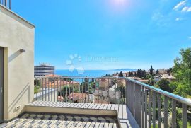 Luksuzni stan u centru Opatije 138m2, Opatija, Daire