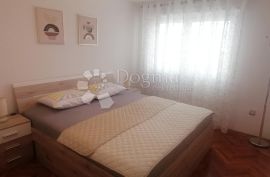 PODMURVICE 2SKL, Rijeka, Apartamento