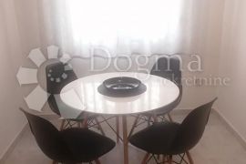 PODMURVICE 2SKL, Rijeka, Apartamento