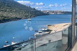 ROGOZNICA-NOVOGRADNJA PENTHOUSE PRVI RED DO MORA S5, Rogoznica, Διαμέρισμα