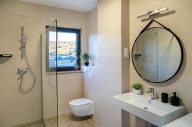 ROGOZNICA-NOVOGRADNJA PENTHOUSE PRVI RED DO MORA S5, Rogoznica, Διαμέρισμα