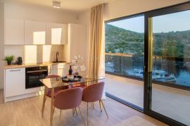 ROGOZNICA-NOVOGRADNJA PENTHOUSE PRVI RED DO MORA S5, Rogoznica, Διαμέρισμα