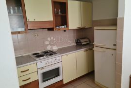 Komforan apartman u centru, Novi Vinodolski, Wohnung