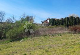 GRAĐEVINSKO ZEMLJIŠTE OKRUŽENO ŠUMOM I ZELENILOM, Sveti Ilija, أرض