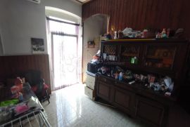 Stan centar Pula 115m2, Pula, Apartamento