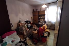 Stan centar Pula 115m2, Pula, Apartamento