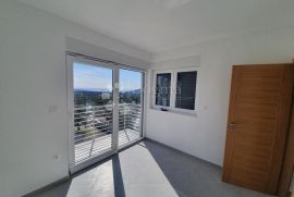 PRIMOŠTEN NOVOGRADNJA STAN S5 NA 2.KATU, Primošten, Appartment