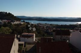 ŠIBENIK KUĆA SA PREKRASNIM POGLEDOM -  METERIZE, Šibenik, Maison