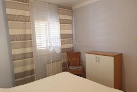 Kostrena, 1SDB, tik do mora, Kostrena, Appartement