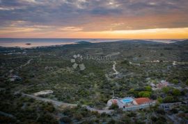 ROGOZNICA KAMENA VILA, Rogoznica, Kuća