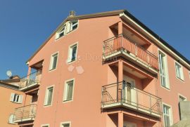 Apartmanska zgrada u okolici Umaga-prilika za investitore, Umag, Famiglia