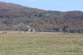 Imanje kraj Plitvičkih jezera, Plitvička Jezera, Kuća