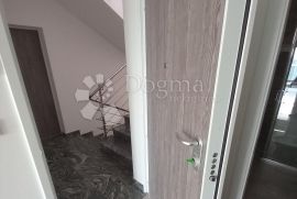 Crikvenica, apartman u novogradnji, Crikvenica, Stan