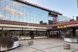 POSLOVNI PROSTOR U CENTRU UMAGA, Umag, Propriedade comercial