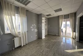 Multifunkcionalna etaža - 96m2, Kastav, Propiedad comercial