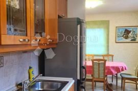 Kostrena, dvoetažni stan za najam, Kostrena, Apartamento