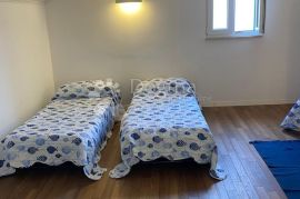 MALI LOŠINJ, DVOETAŽNI STAN U CENTRU, Mali Lošinj, Wohnung