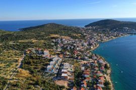 Dizajnerska vila 200 m od plaže s panoramskim pogledom na more, Rogoznica, Kuća