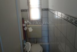 CENTAR, MINUTA OD KORZA 38 m², 2S, Rijeka, Commercial property