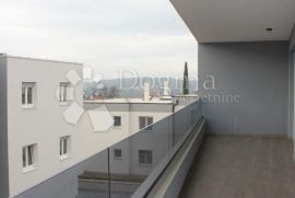 Penthouse, Pula, شقة