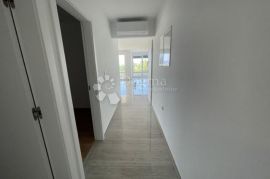 Luksuzan apartman 98 m² Malinska novogradnja (150 m od mora), Malinska-Dubašnica, Daire