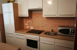 Prilika! Njivice dvoetažni apartman 148 m², Omišalj, Appartamento