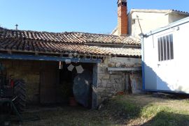 Buzet - atraktivna starina, Buzet, House