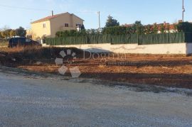 POREČ- odlična parcela sa plaćenim projektom i komunalijama, Poreč, Arazi