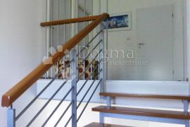 SMART HOUSE -Šestine- 357m2 sa bazenom, Podsljeme, House