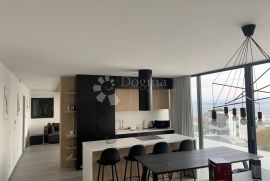 Penthouse u novogradnji, Malinska-Dubašnica, Appartement