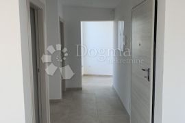 EKSKLUZIVNI PENTHOUSE SA BAZENOM, Malinska-Dubašnica, Daire