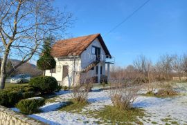 Plitvička jezera - kuća i velika okućnica, Plitvička Jezera, بيت